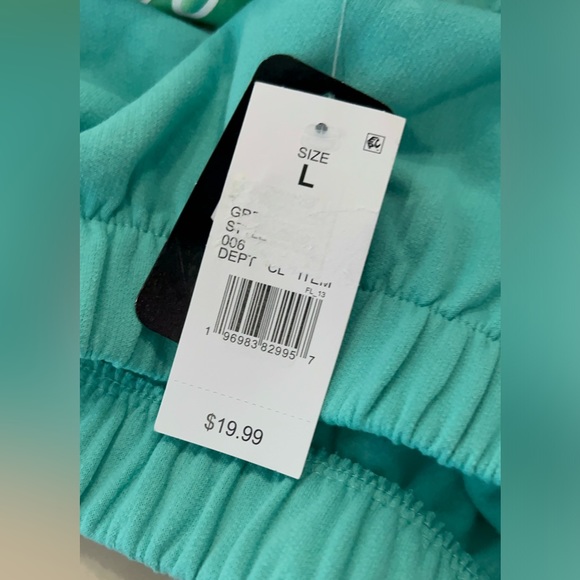 IML, Women’s, St. Patrick’s, Sweatshirt. - Picture 7 of 8